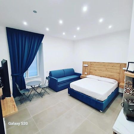 Hotel Residenza Nascari Al Plebiscito Neapol Exteriér fotografie