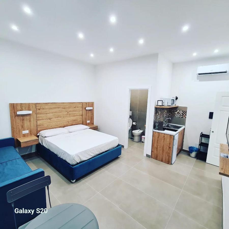 Hotel Residenza Nascari Al Plebiscito Neapol Exteriér fotografie
